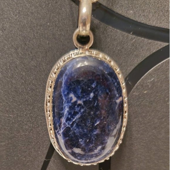 Sodalite pendant - Picture 2 of 7